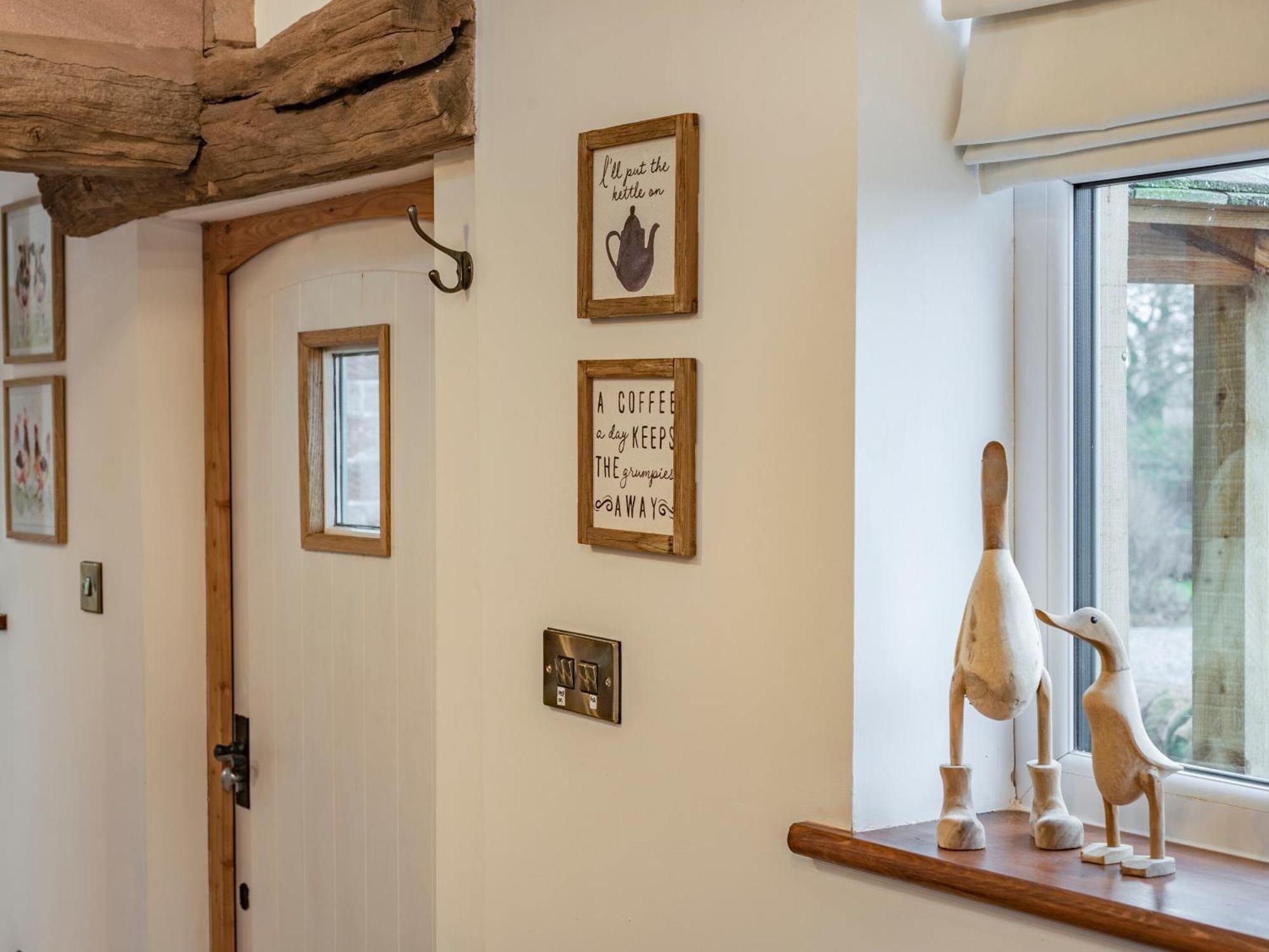 Little Pines Lodge Rushton Spencer エクステリア 写真